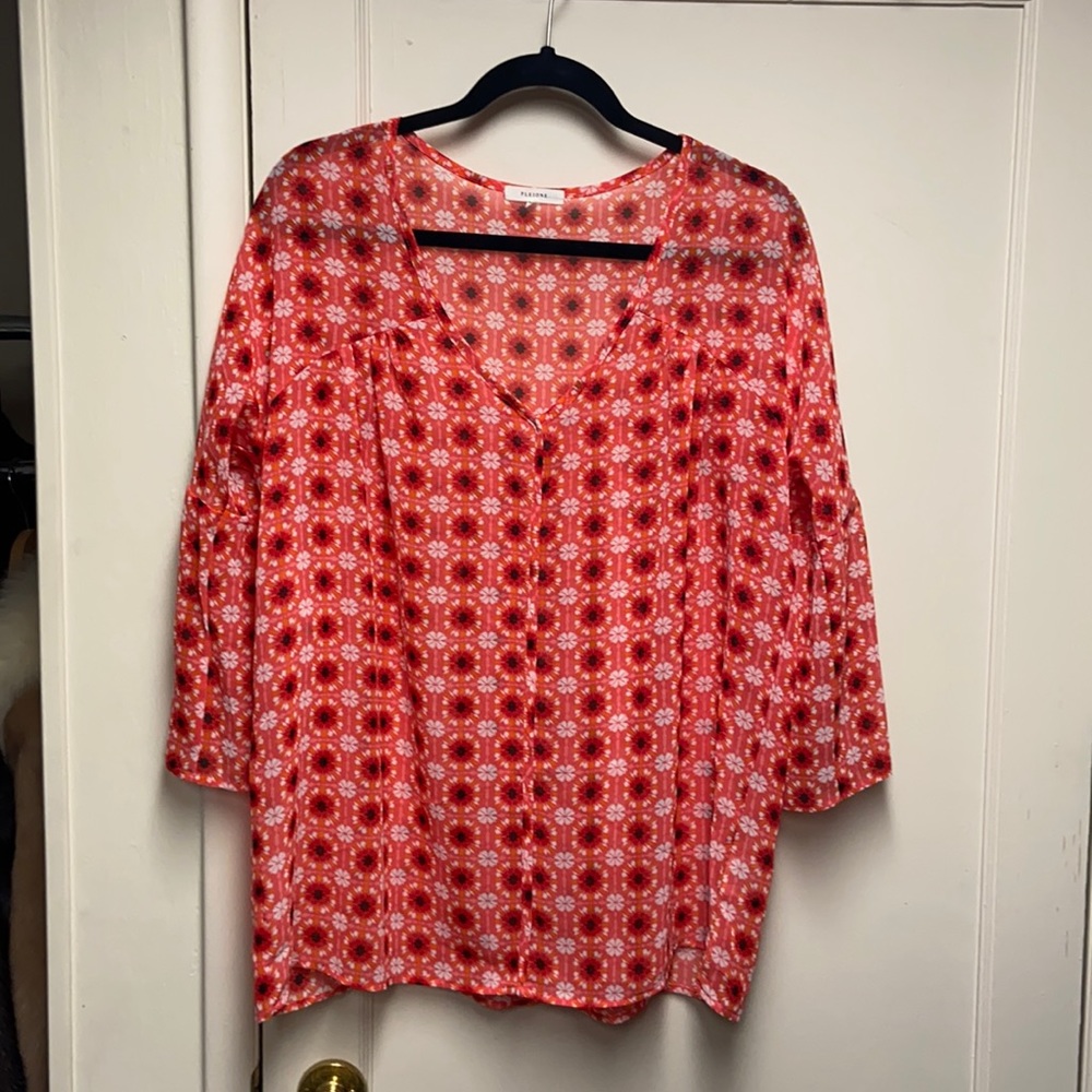 Pleione Bell-sleeved Blouse